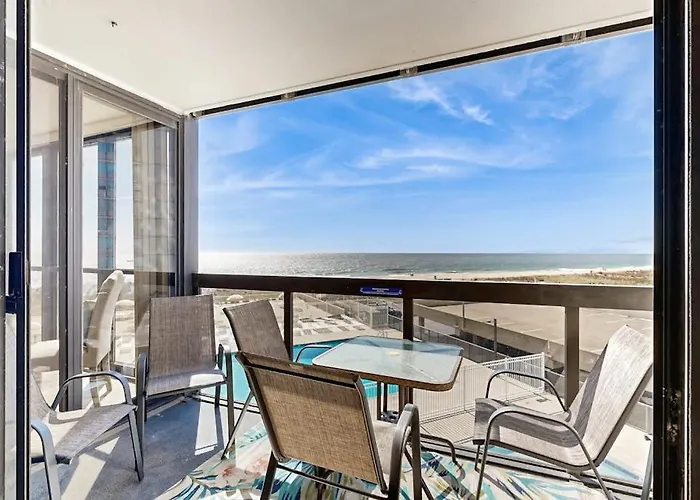 Desirable With Great Location Views Balcony Pools & Game *