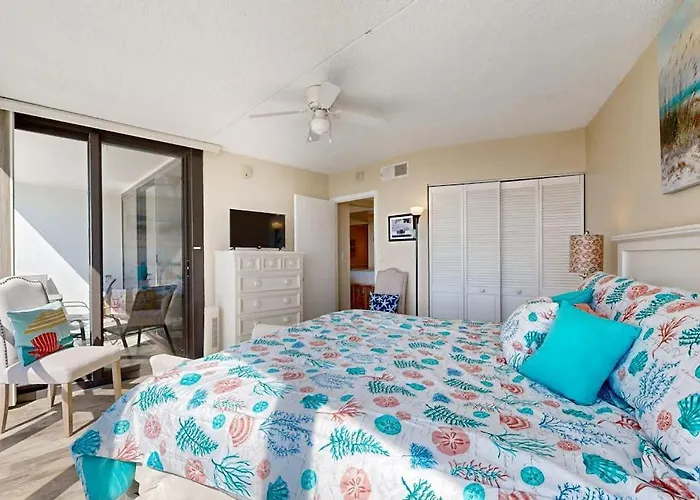 Desirable With Great Location Views Balcony Pools & Game *