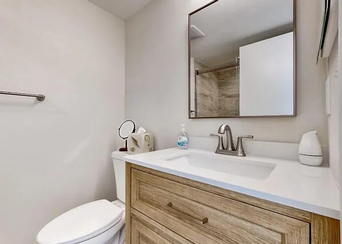 Desirable With Great Location Views Balcony Pools & Game * Ocean City