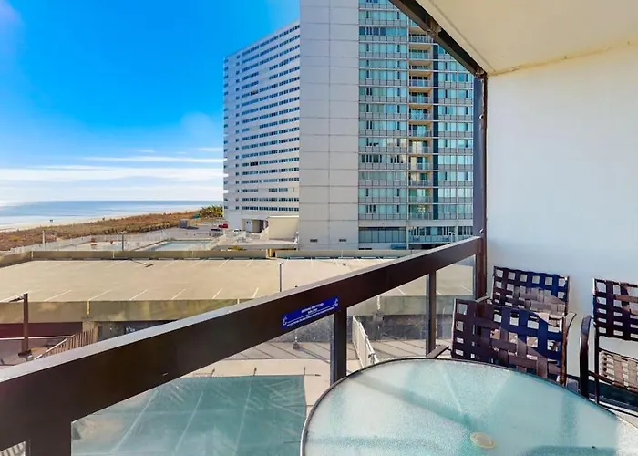 Ferienhaus Desirable With Great Location Views Balcony Pools & Game *